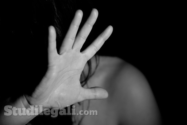 Violenza domestica: la moglie può abbandonare il tetto coniugale