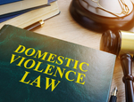Violenza domestica: l’omertà dei vicini è reato?